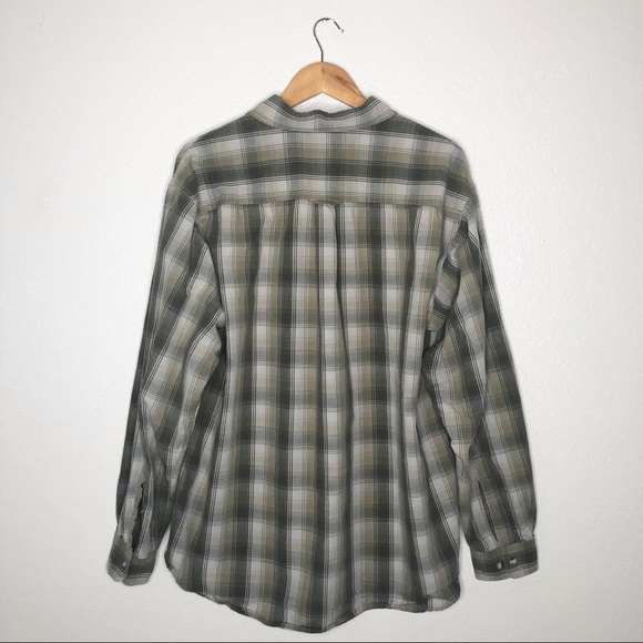 Columbia Long Sleeve Button Down Shirt Size XL - Picture 3 of 8